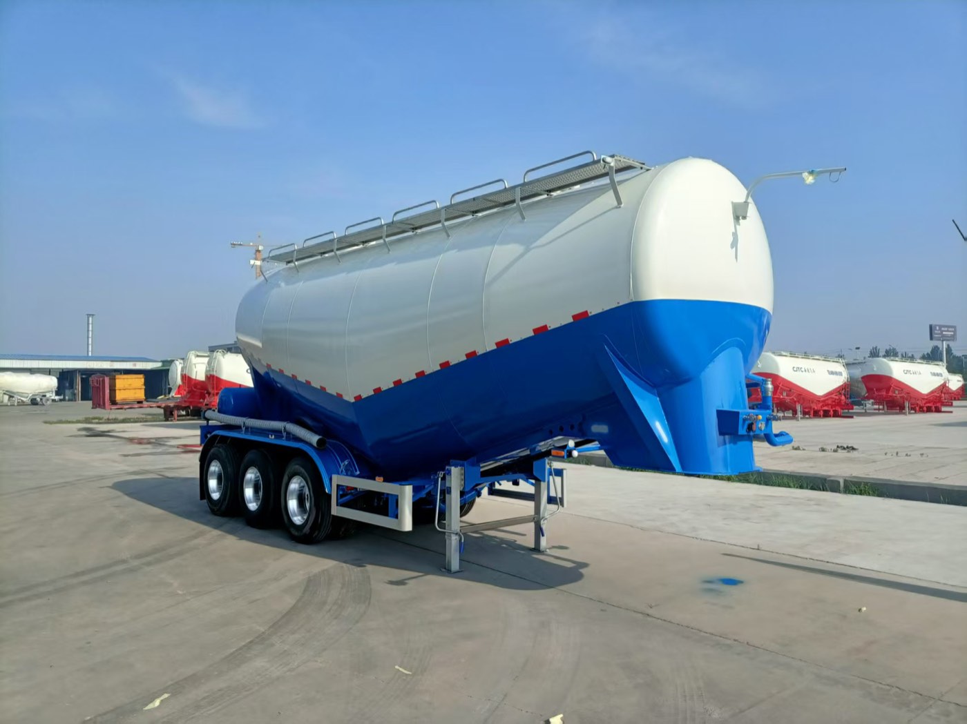 Powder Tank Trailer