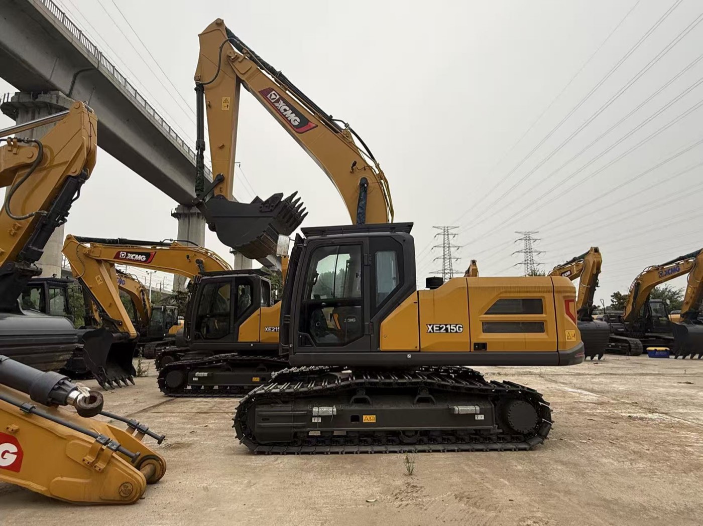 XCMG XE215 Excavator